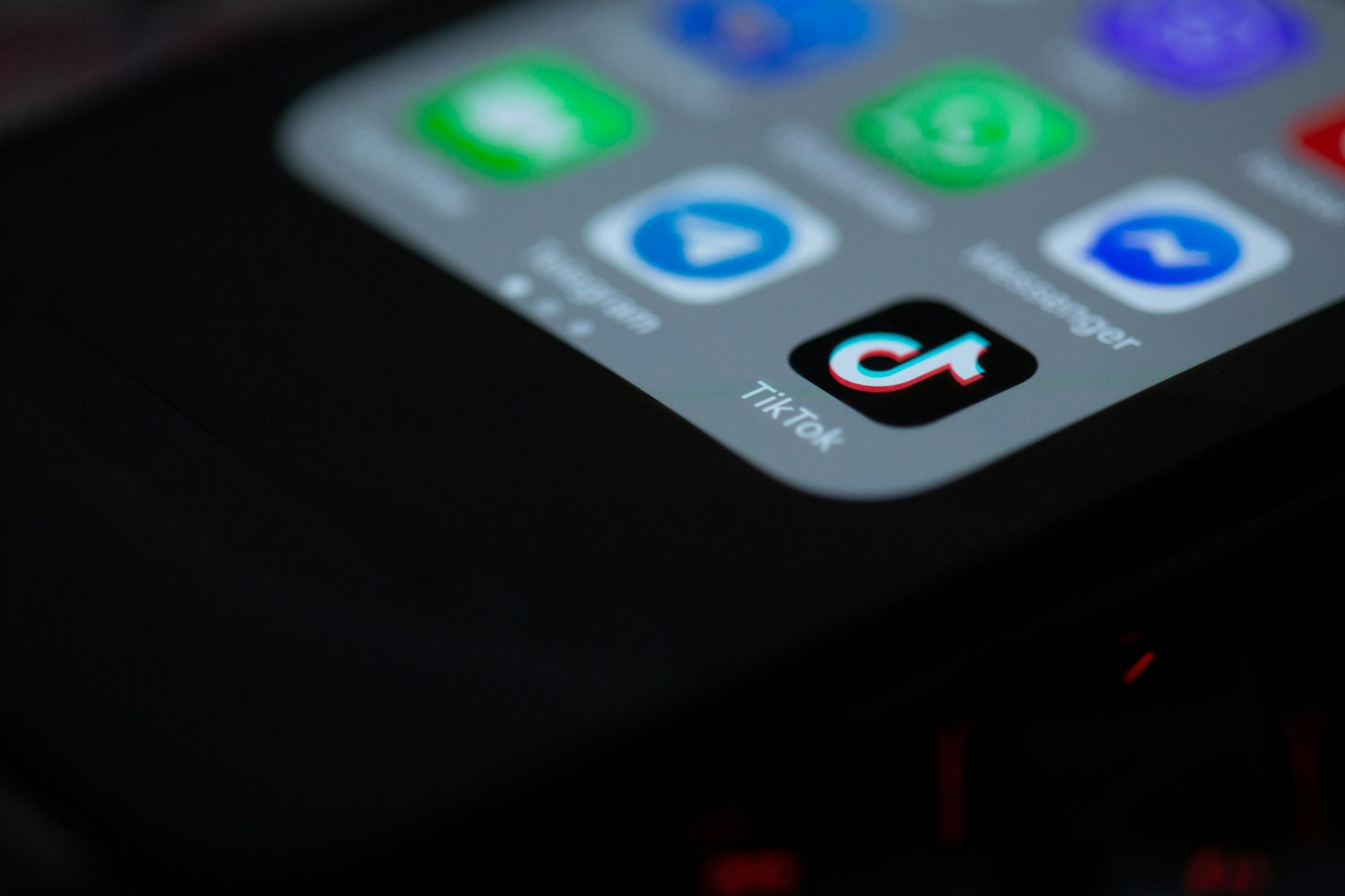 Como Conquistar Seguidores Brasileiros no TikTok em 2026: Guia Passo a Passo
